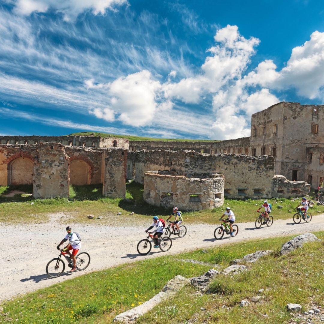 Vacanza Bike Limone Piemonte la via del sale